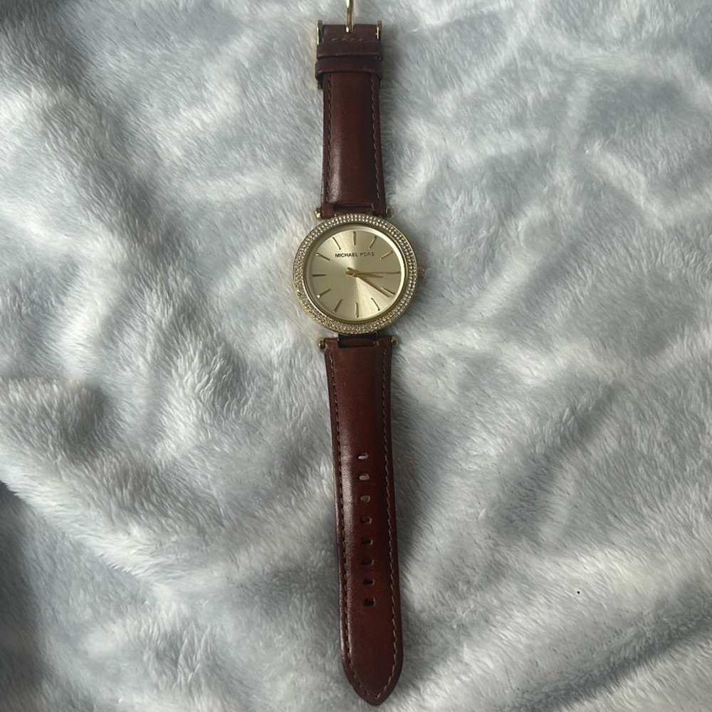 Women’s Michael Kors Leather Wristband Watch MK-2363 - Picture 4 of 13